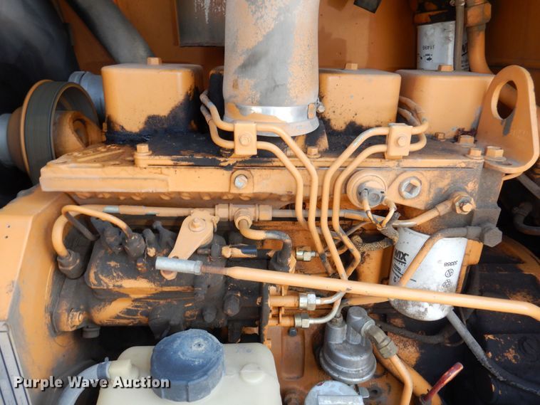 image for item DM2265 1996 Case 585E  forklift