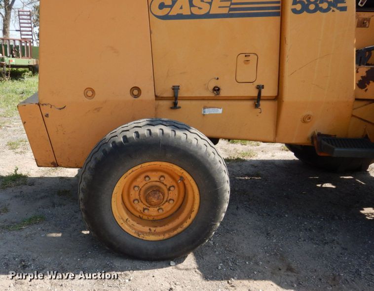 image for item DM2265 1996 Case 585E  forklift