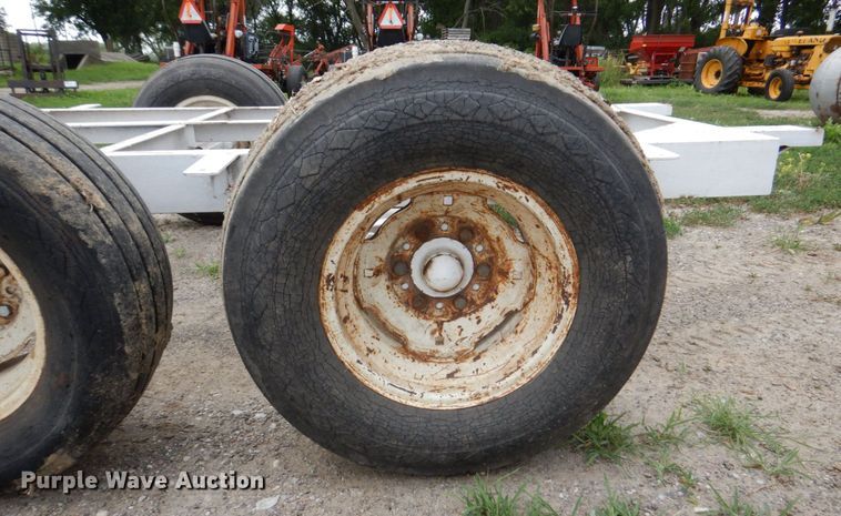 image for item DM2266 Shop built  nurse tank trailer