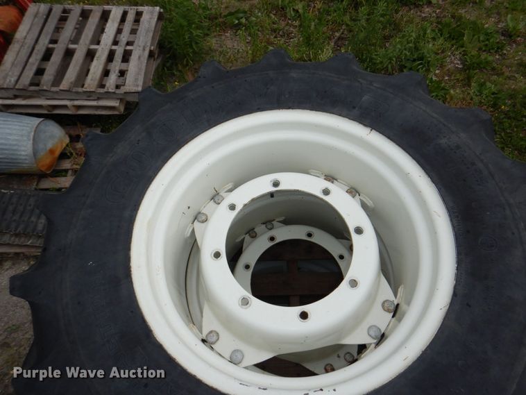 image for item DM2269 (4) tires and wheels