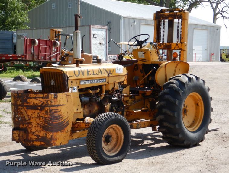 image for item DM2270 International Harvester 5410  forklift