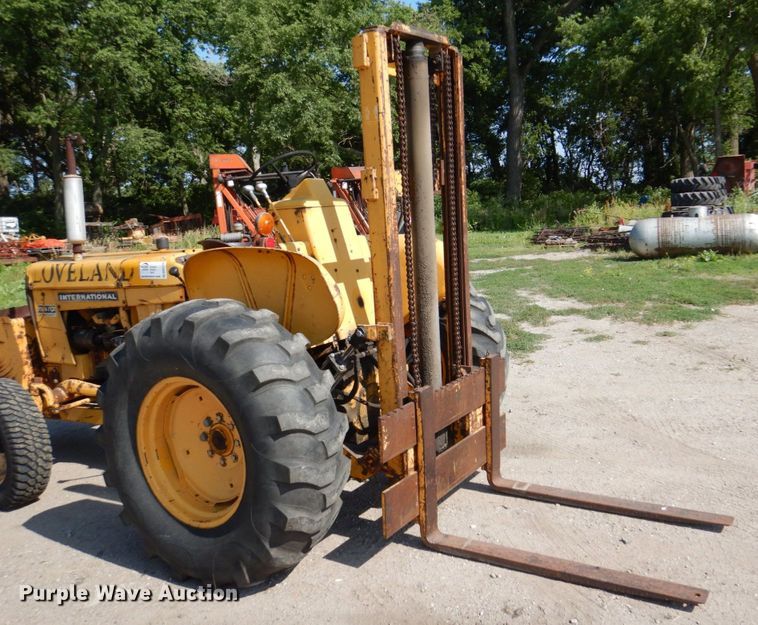image for item DM2270 International Harvester 5410  forklift