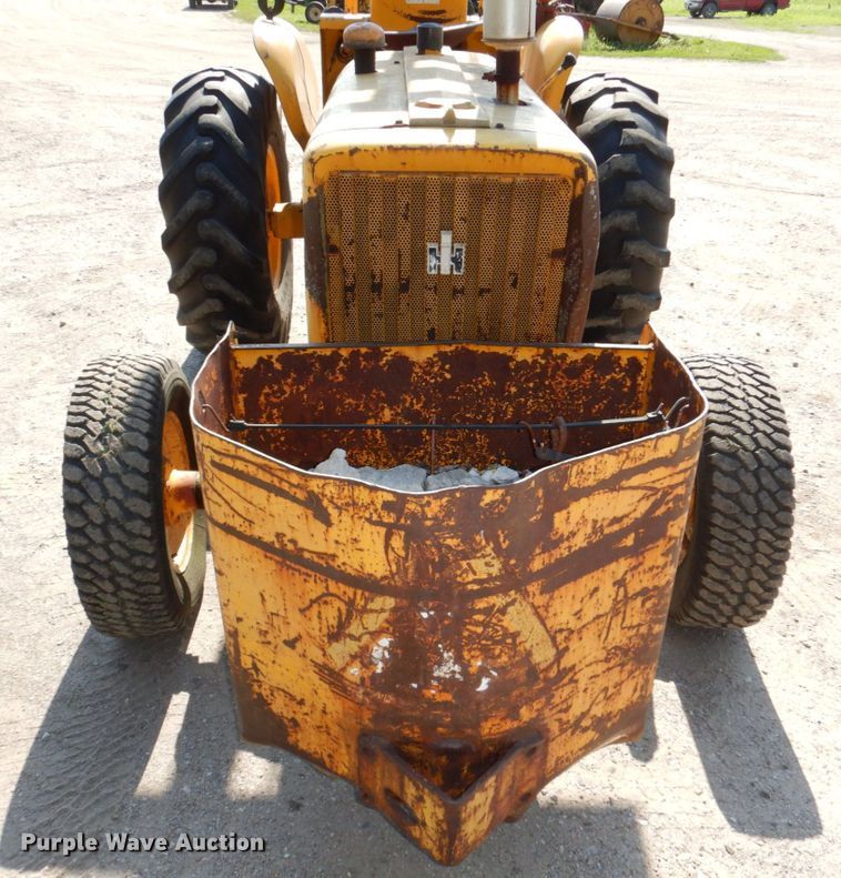 image for item DM2270 International Harvester 5410  forklift