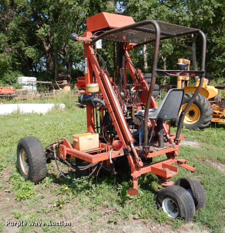 image for item DM2271 Spyder  forklift