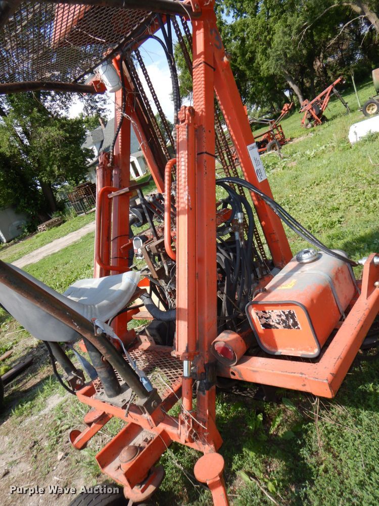 image for item DM2271 Spyder  forklift