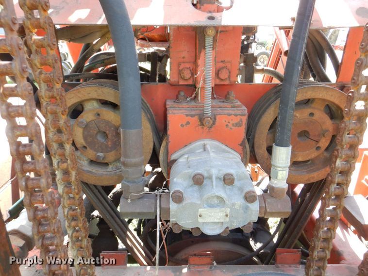 image for item DM2271 Spyder  forklift