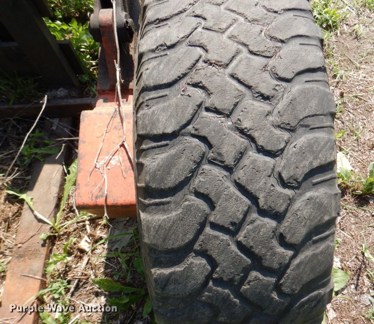 image for item DM2271 Spyder  forklift