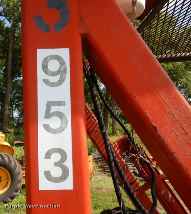 image for item DM2271 Spyder  forklift