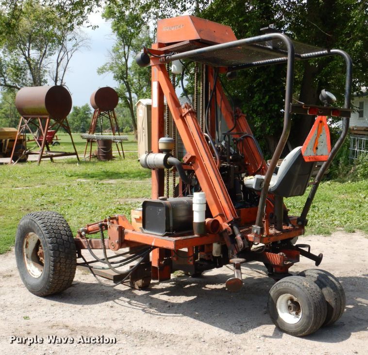 image for item DM2272 Spyder  forklift