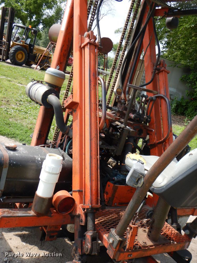 image for item DM2272 Spyder  forklift