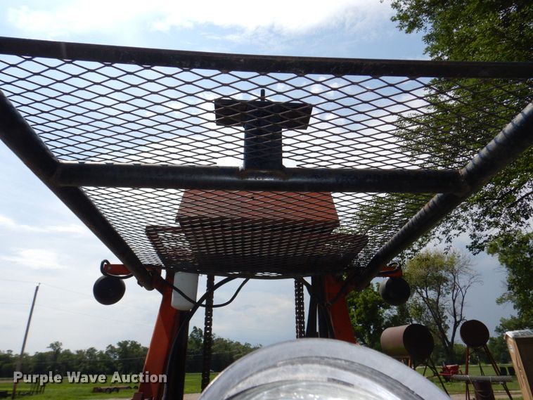 image for item DM2272 Spyder  forklift