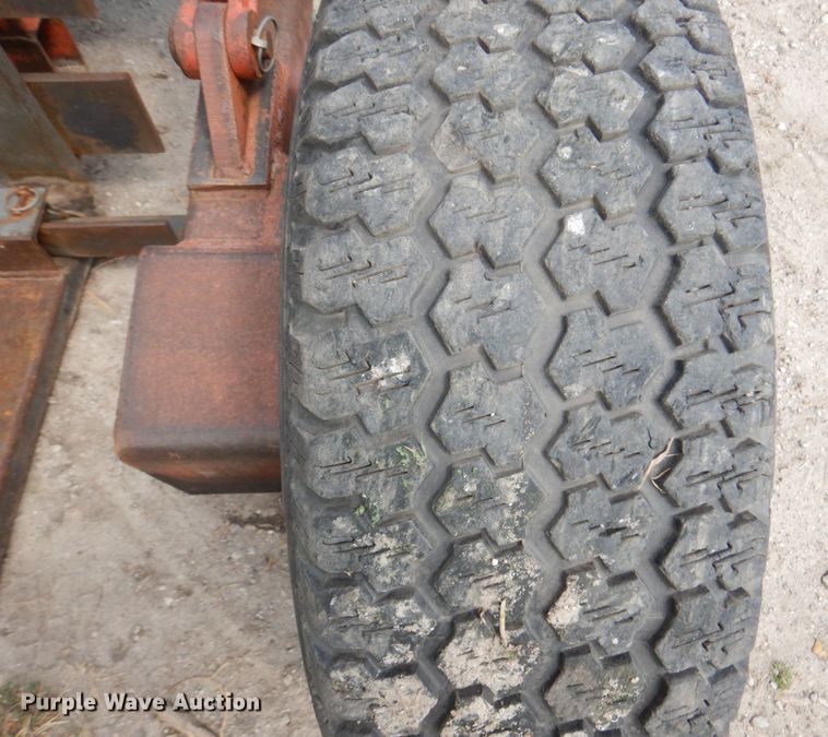 image for item DM2272 Spyder  forklift