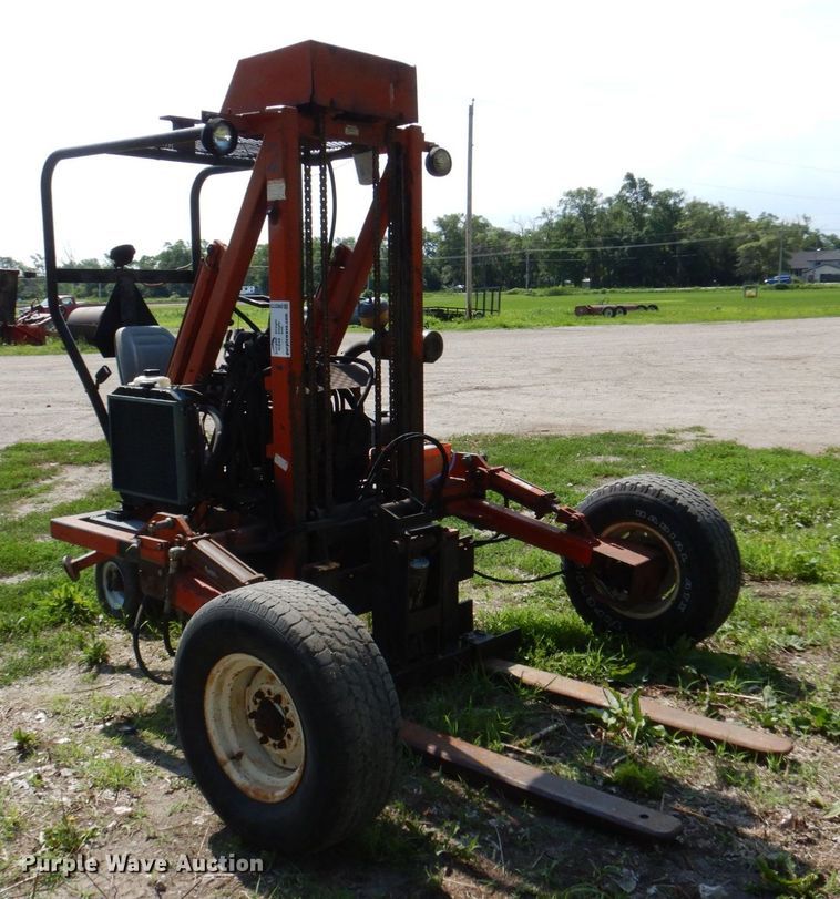 image for item DM2273 Spyder  forklift