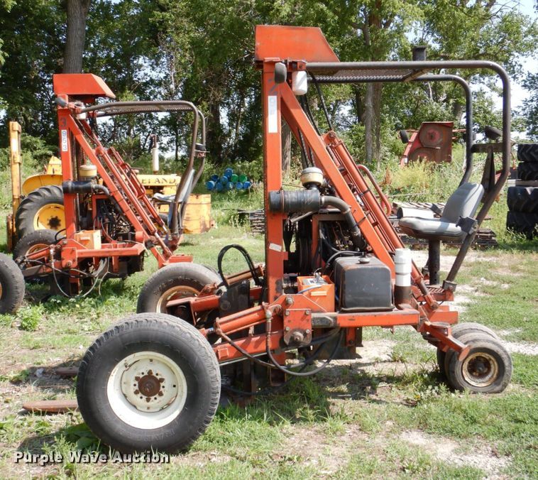 image for item DM2273 Spyder  forklift