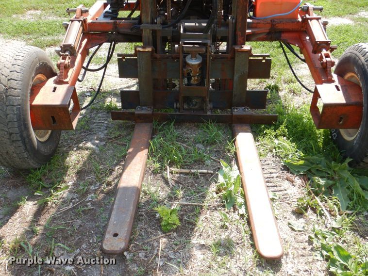 image for item DM2273 Spyder  forklift