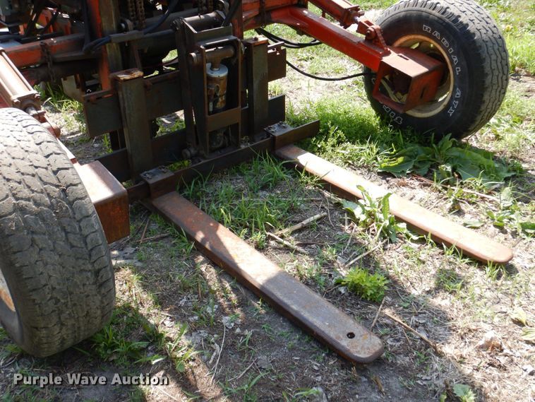 image for item DM2273 Spyder  forklift