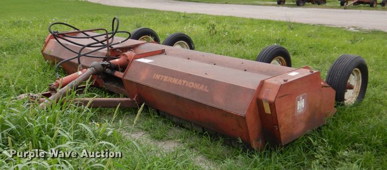 image for item DM2275 International Harvester  shredder