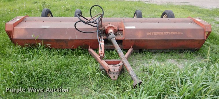 image for item DM2275 International Harvester  shredder