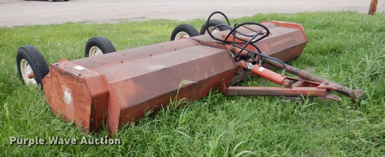 image for item DM2275 International Harvester  shredder