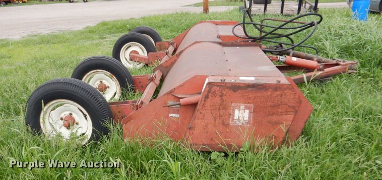 image for item DM2275 International Harvester  shredder