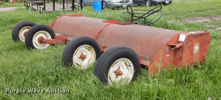 image for item DM2275 International Harvester  shredder
