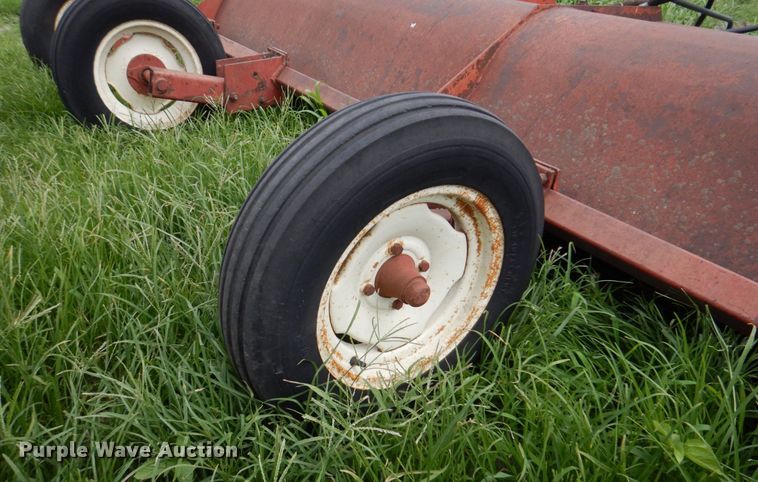 image for item DM2275 International Harvester  shredder