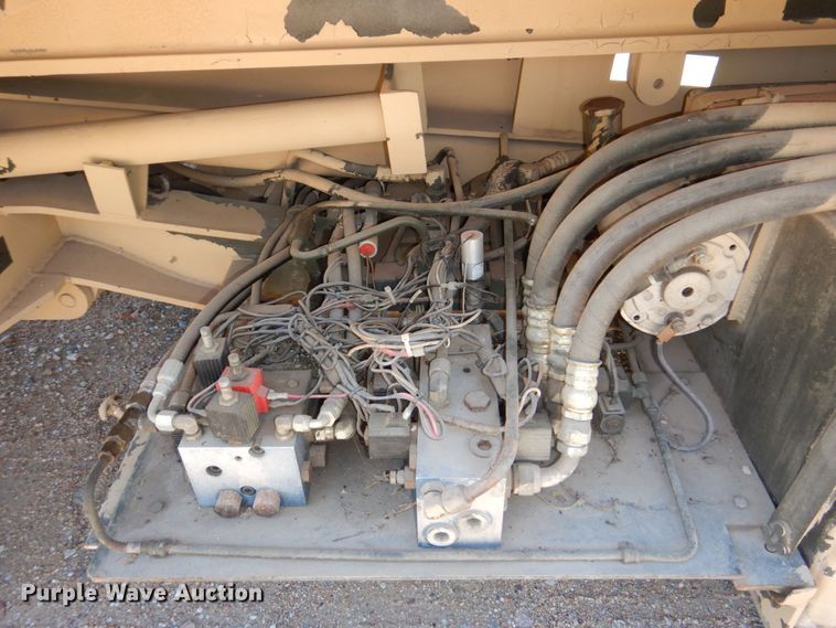 image for item DM2299 Aircraft cargo loader