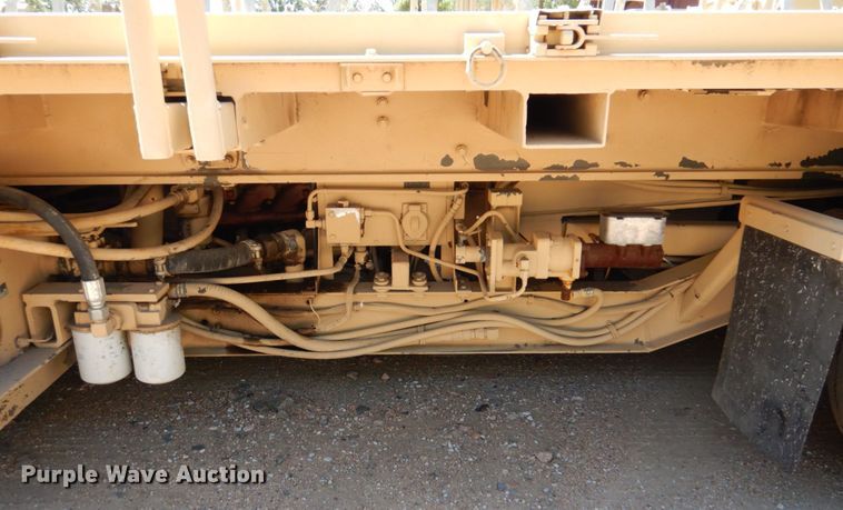 image for item DM2299 Aircraft cargo loader