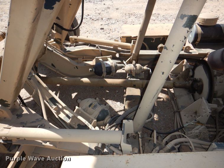 image for item DM2299 Aircraft cargo loader