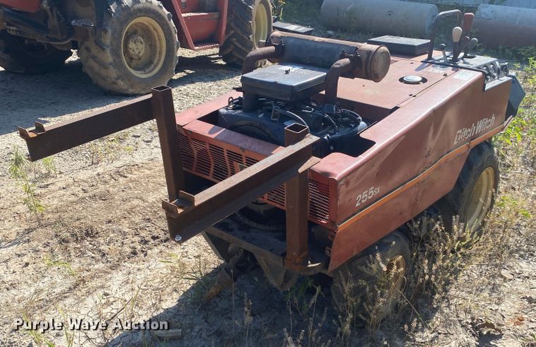 image for item DM4207 Ditch Witch 255SX  cable plow