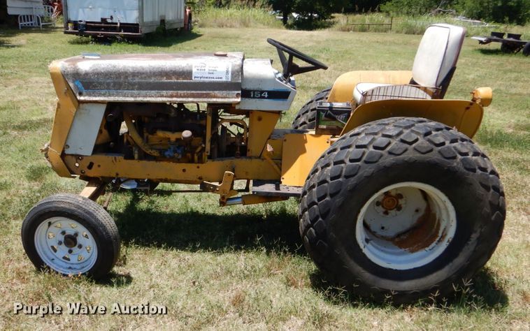 image for item DM4226 International 154 Cub Lo-Boy  lawn mower