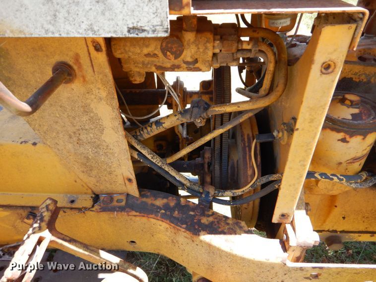 image for item DM4226 International 154 Cub Lo-Boy  lawn mower