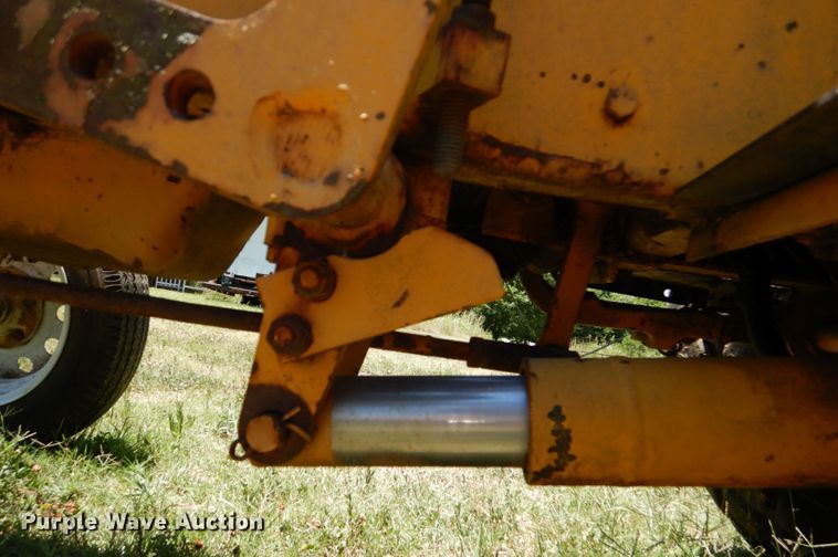 image for item DM4226 International 154 Cub Lo-Boy  lawn mower