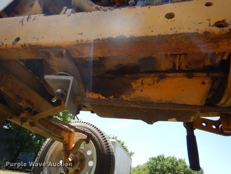 image for item DM4226 International 154 Cub Lo-Boy  lawn mower