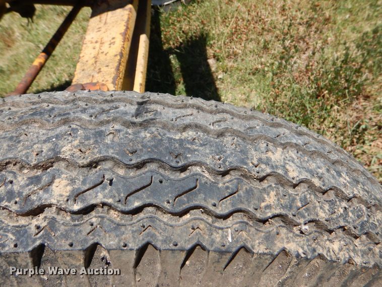 image for item DM4226 International 154 Cub Lo-Boy  lawn mower