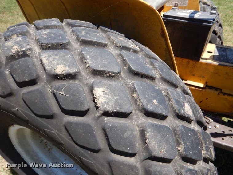 image for item DM4226 International 154 Cub Lo-Boy  lawn mower