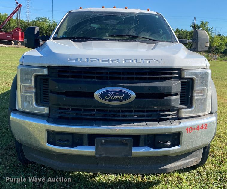 image for item DM4229 2018 Ford F550  SuperCab flatbed truck
