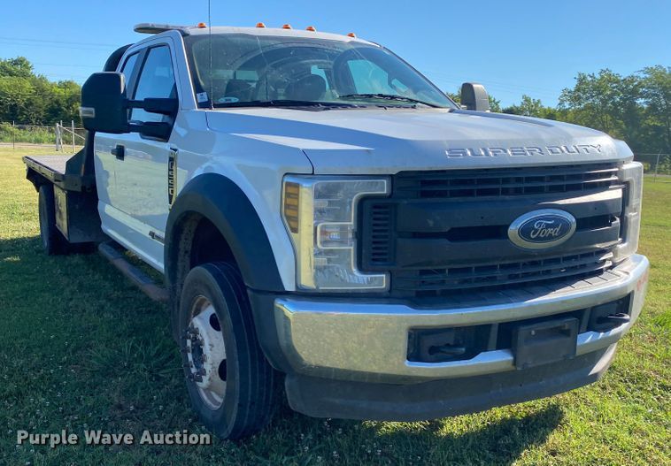 image for item DM4229 2018 Ford F550  SuperCab flatbed truck