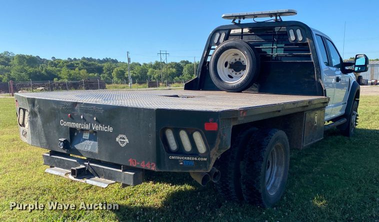 image for item DM4229 2018 Ford F550  SuperCab flatbed truck