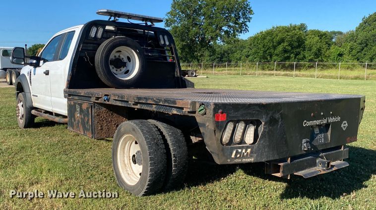 image for item DM4229 2018 Ford F550  SuperCab flatbed truck