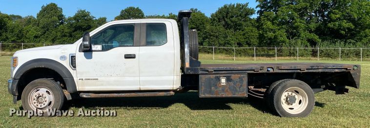 image for item DM4229 2018 Ford F550  SuperCab flatbed truck