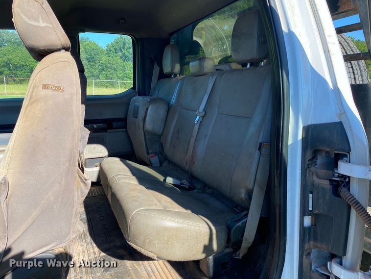 image for item DM4229 2018 Ford F550  SuperCab flatbed truck