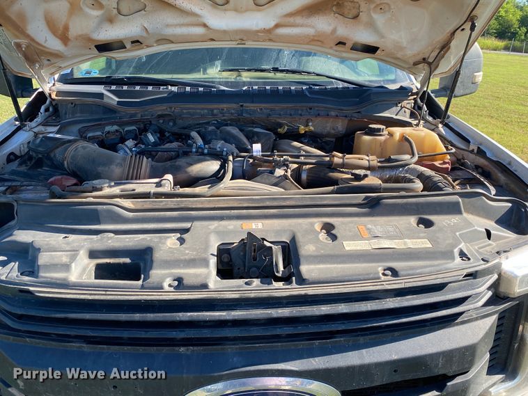 image for item DM4229 2018 Ford F550  SuperCab flatbed truck