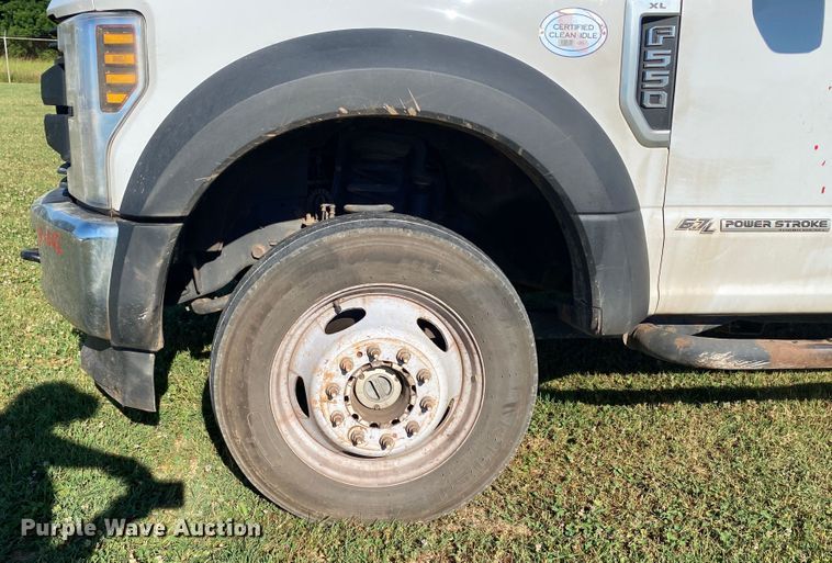 image for item DM4229 2018 Ford F550  SuperCab flatbed truck