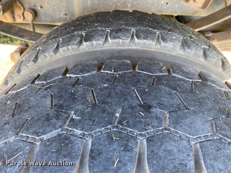 image for item DM4229 2018 Ford F550  SuperCab flatbed truck