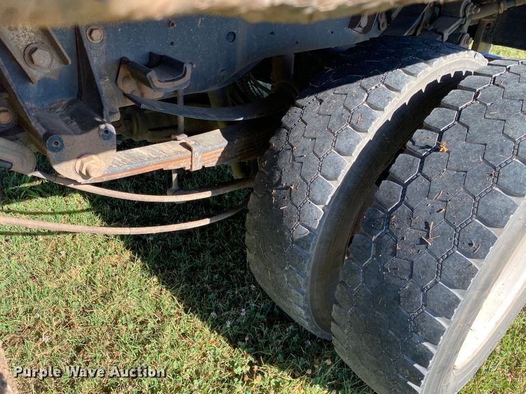 image for item DM4229 2018 Ford F550  SuperCab flatbed truck