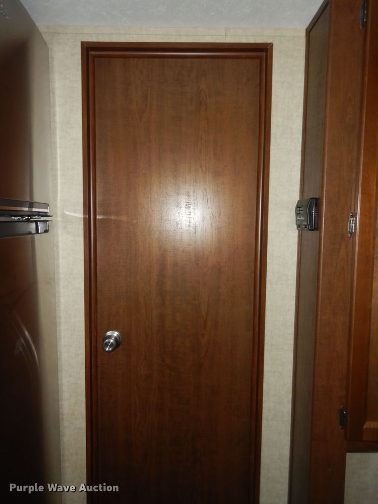 image for item DN1606 2016 Keystone Hideout  camper