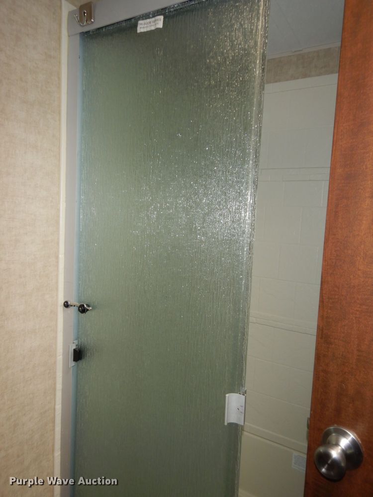 image for item DN1606 2016 Keystone Hideout  camper