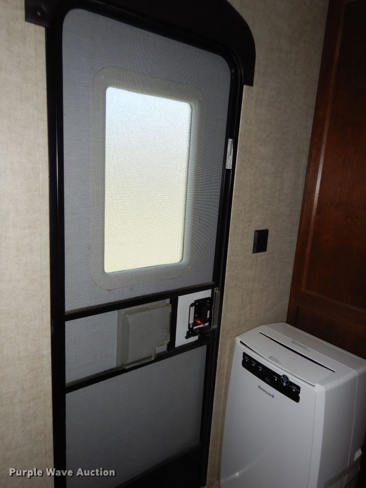 image for item DN1606 2016 Keystone Hideout  camper