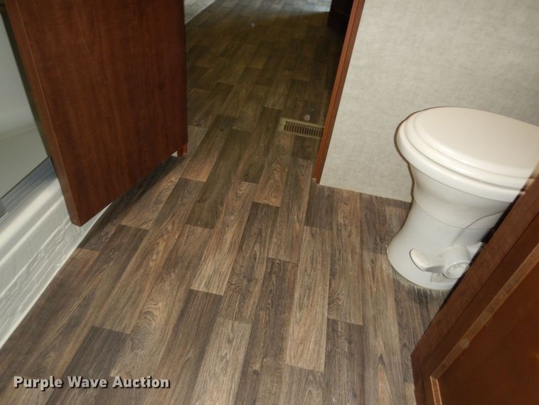 image for item DN1606 2016 Keystone Hideout  camper